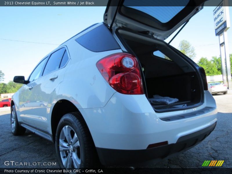 Summit White / Jet Black 2013 Chevrolet Equinox LT