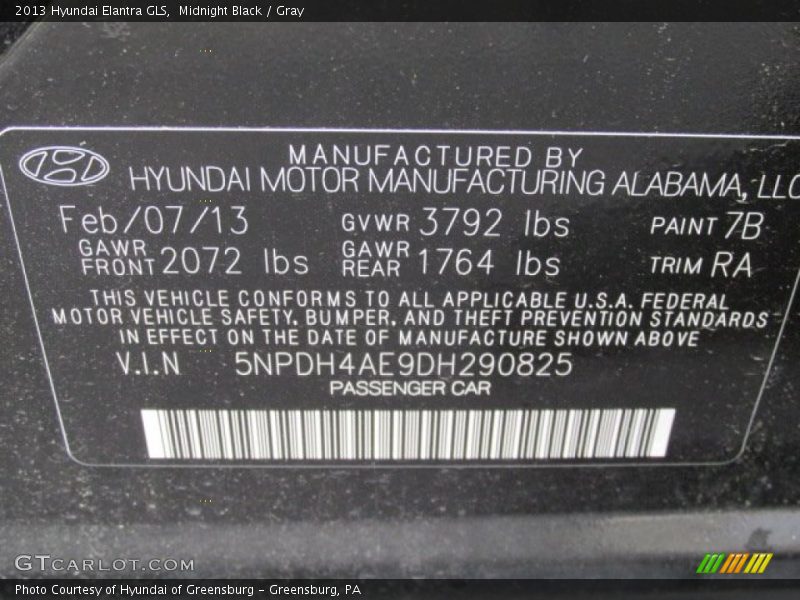 Midnight Black / Gray 2013 Hyundai Elantra GLS