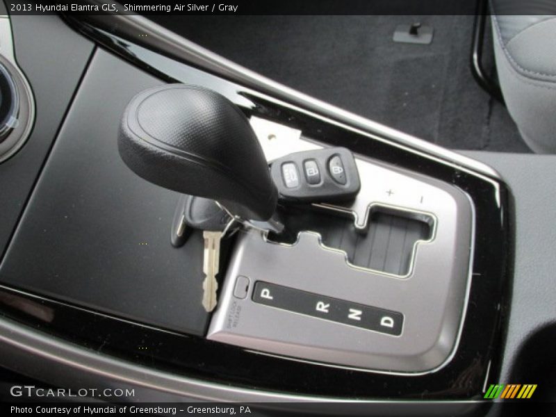 Shimmering Air Silver / Gray 2013 Hyundai Elantra GLS