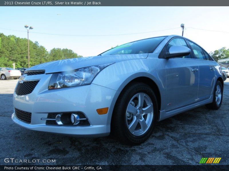 Silver Ice Metallic / Jet Black 2013 Chevrolet Cruze LT/RS