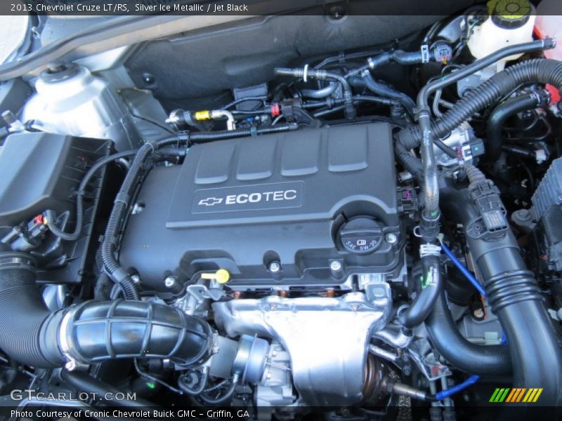 Silver Ice Metallic / Jet Black 2013 Chevrolet Cruze LT/RS