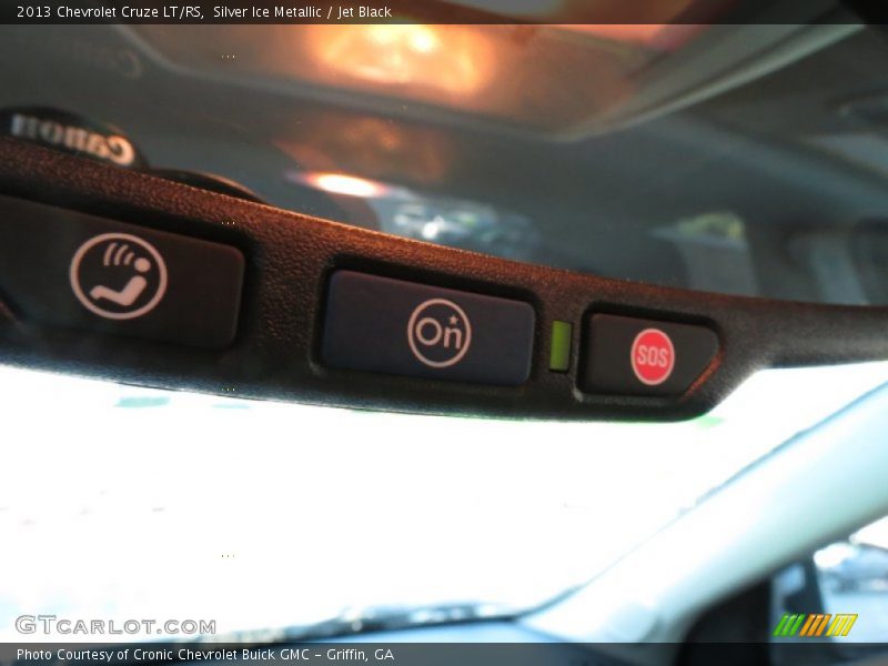 Silver Ice Metallic / Jet Black 2013 Chevrolet Cruze LT/RS