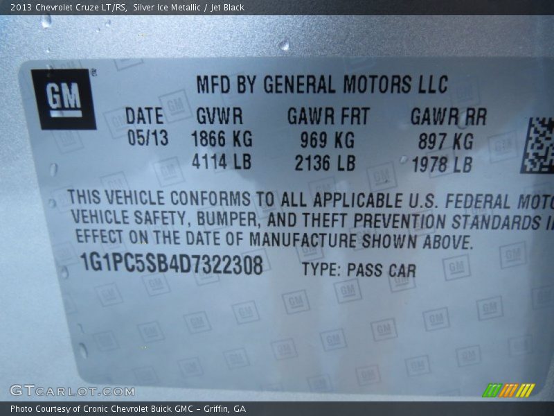 Silver Ice Metallic / Jet Black 2013 Chevrolet Cruze LT/RS