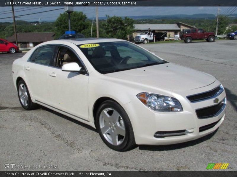 Front 3/4 View of 2010 Malibu LT Sedan