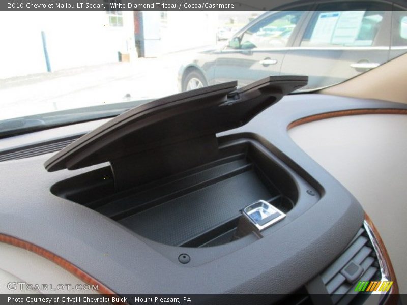 White Diamond Tricoat / Cocoa/Cashmere 2010 Chevrolet Malibu LT Sedan