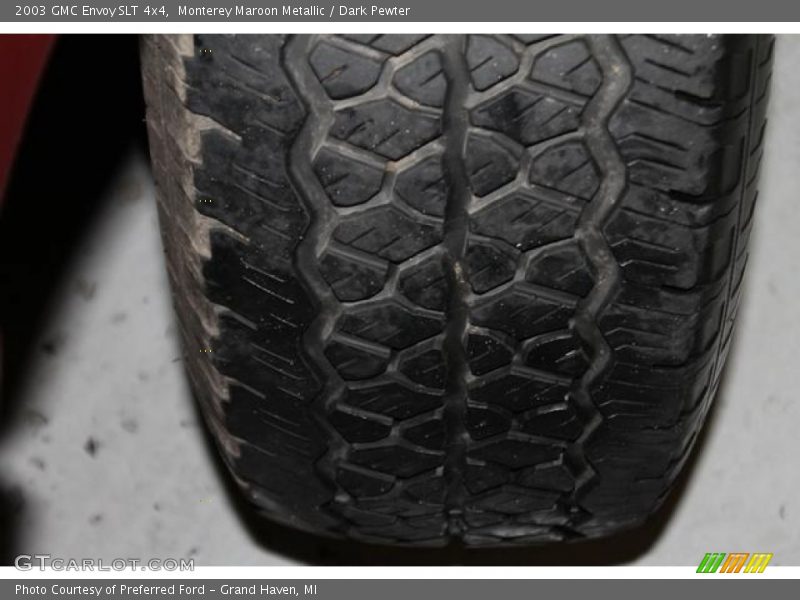 Monterey Maroon Metallic / Dark Pewter 2003 GMC Envoy SLT 4x4