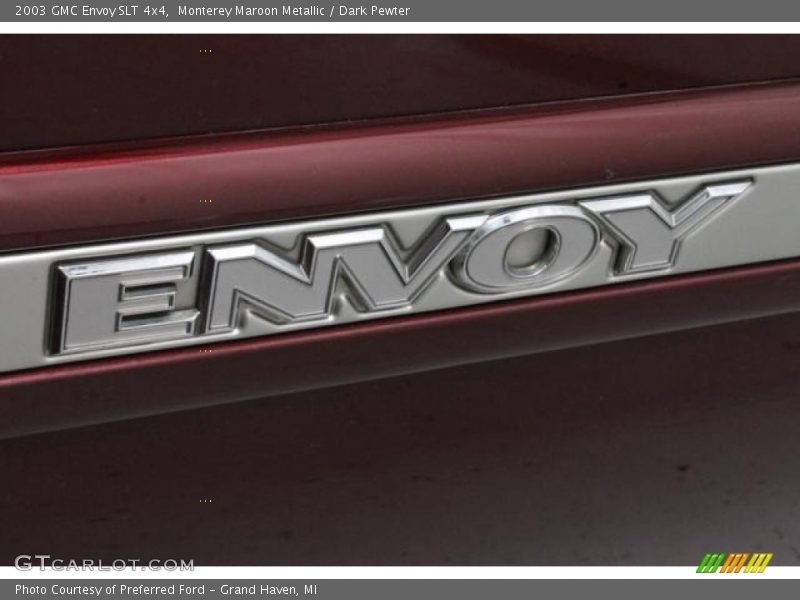 Monterey Maroon Metallic / Dark Pewter 2003 GMC Envoy SLT 4x4