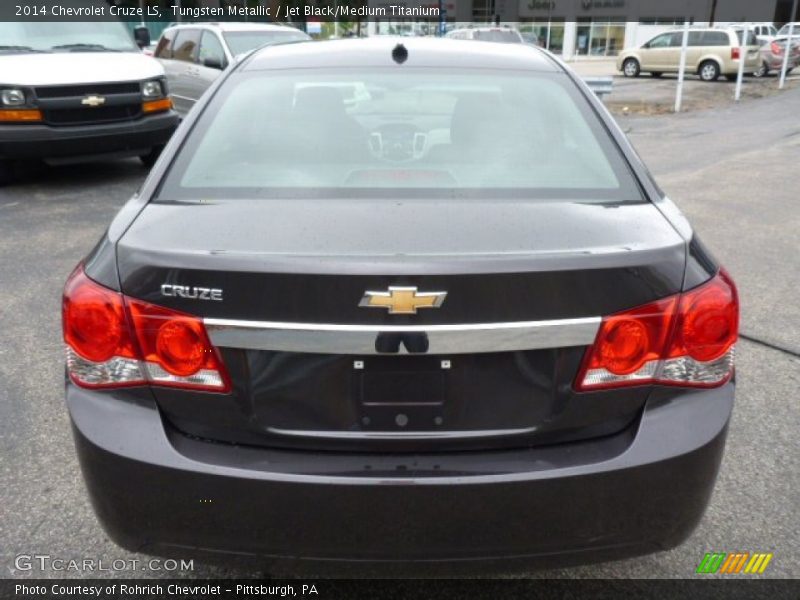 Tungsten Metallic / Jet Black/Medium Titanium 2014 Chevrolet Cruze LS