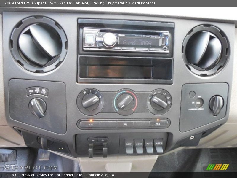 Sterling Grey Metallic / Medium Stone 2009 Ford F250 Super Duty XL Regular Cab 4x4