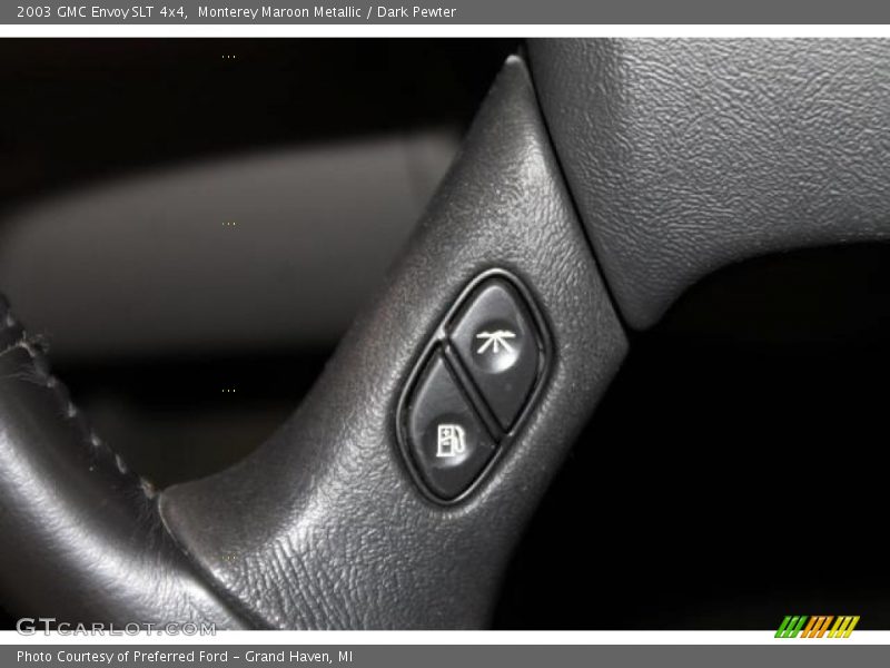 Monterey Maroon Metallic / Dark Pewter 2003 GMC Envoy SLT 4x4