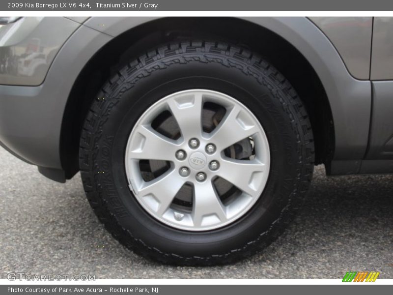 Titanium Silver / Gray 2009 Kia Borrego LX V6 4x4