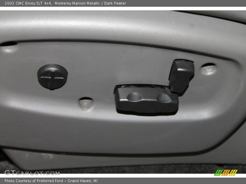 Monterey Maroon Metallic / Dark Pewter 2003 GMC Envoy SLT 4x4