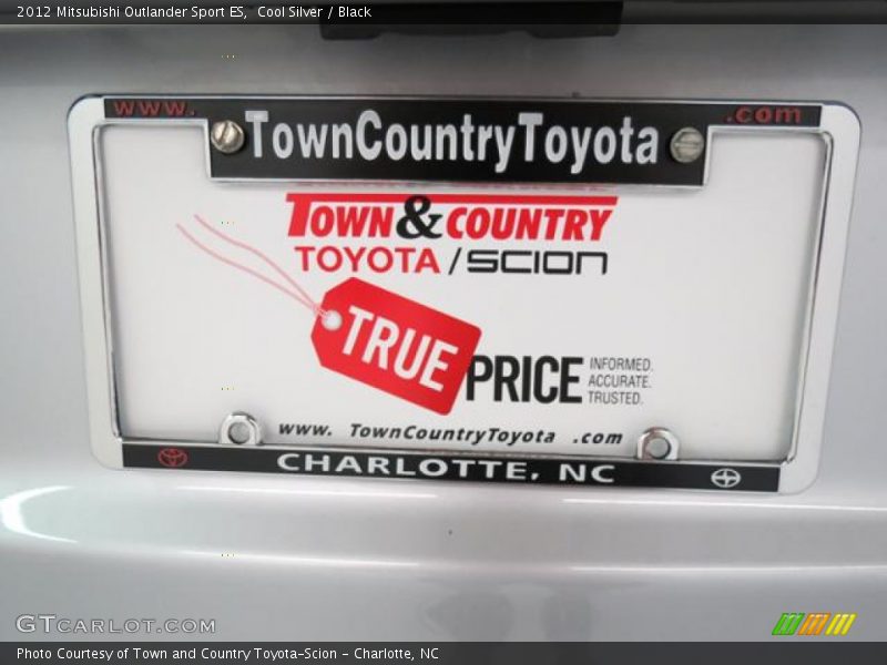Cool Silver / Black 2012 Mitsubishi Outlander Sport ES