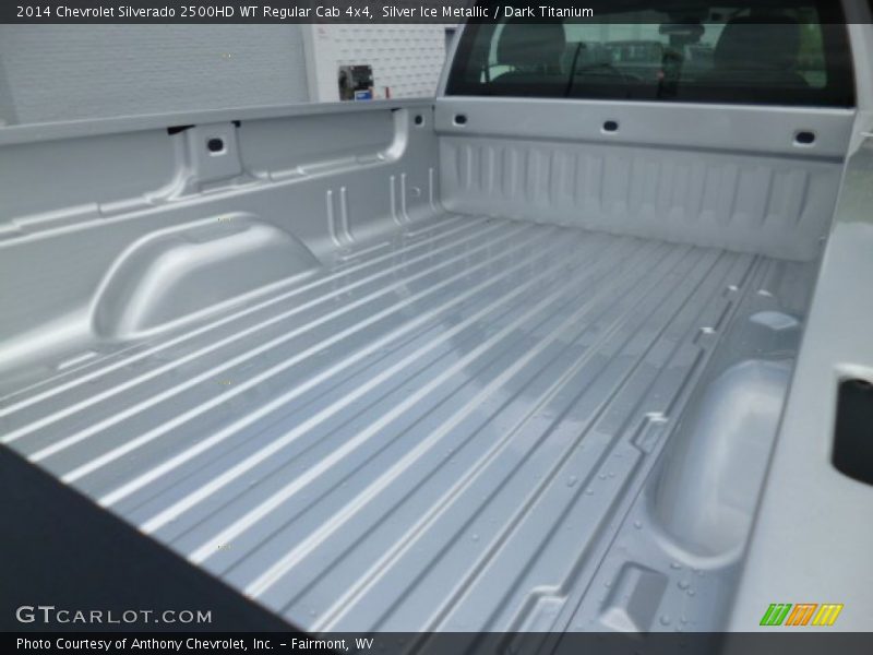  2014 Silverado 2500HD WT Regular Cab 4x4 Trunk