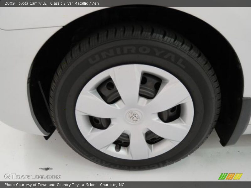 Classic Silver Metallic / Ash 2009 Toyota Camry LE