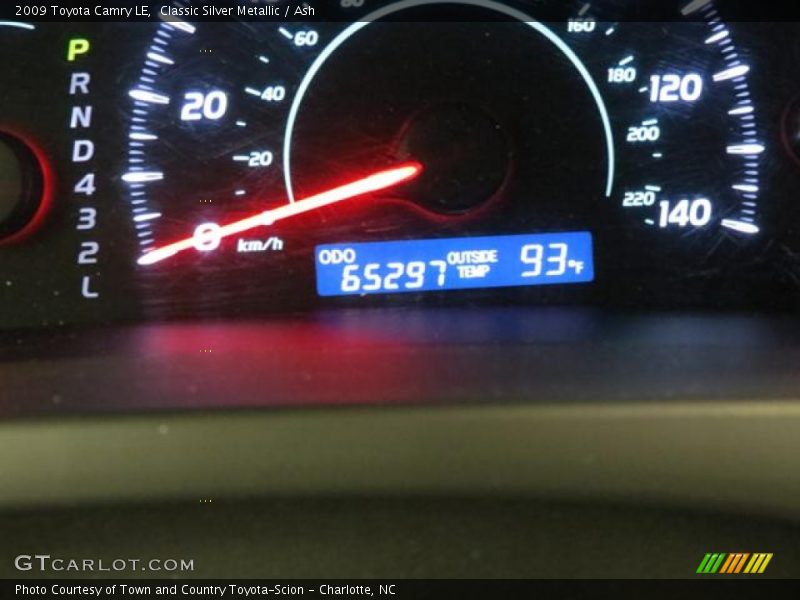 Classic Silver Metallic / Ash 2009 Toyota Camry LE