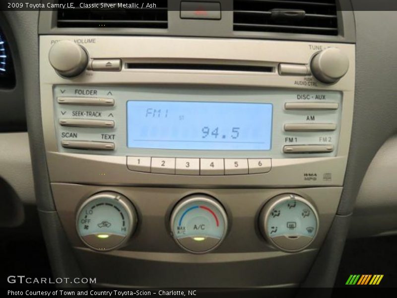 Classic Silver Metallic / Ash 2009 Toyota Camry LE