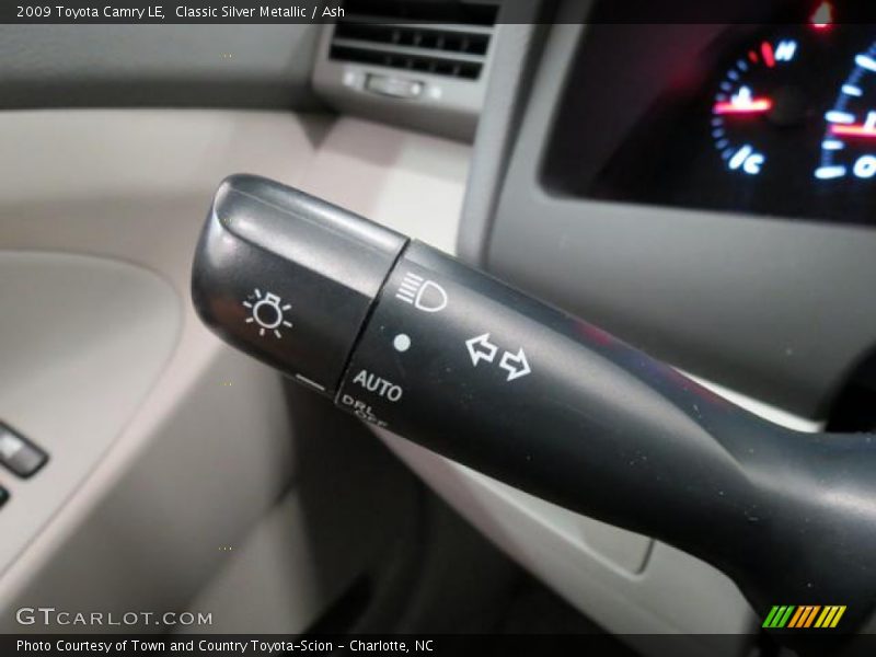Classic Silver Metallic / Ash 2009 Toyota Camry LE