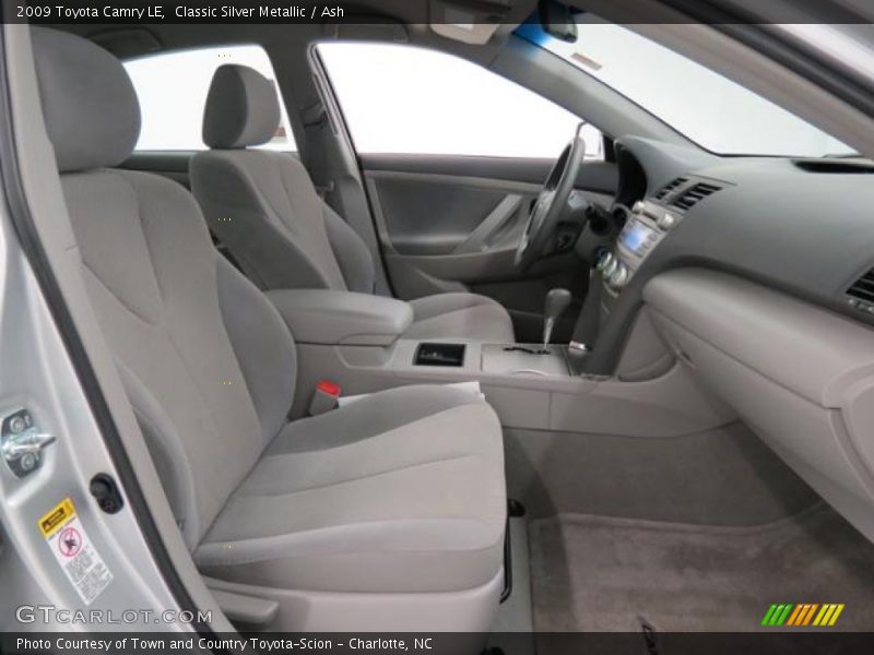 Classic Silver Metallic / Ash 2009 Toyota Camry LE