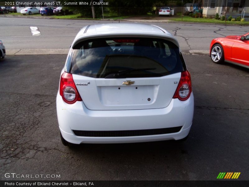 Summit White / Charcoal 2011 Chevrolet Aveo Aveo5 LT
