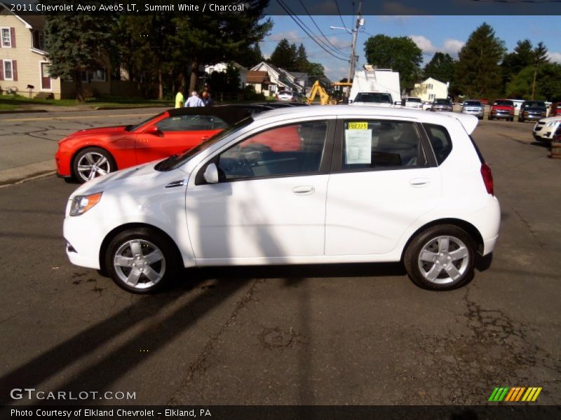 Summit White / Charcoal 2011 Chevrolet Aveo Aveo5 LT