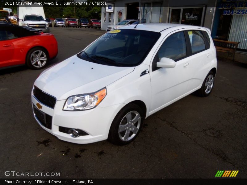 Summit White / Charcoal 2011 Chevrolet Aveo Aveo5 LT