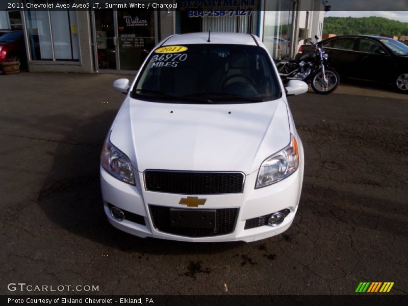 Summit White / Charcoal 2011 Chevrolet Aveo Aveo5 LT