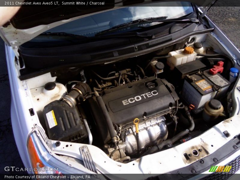 Summit White / Charcoal 2011 Chevrolet Aveo Aveo5 LT