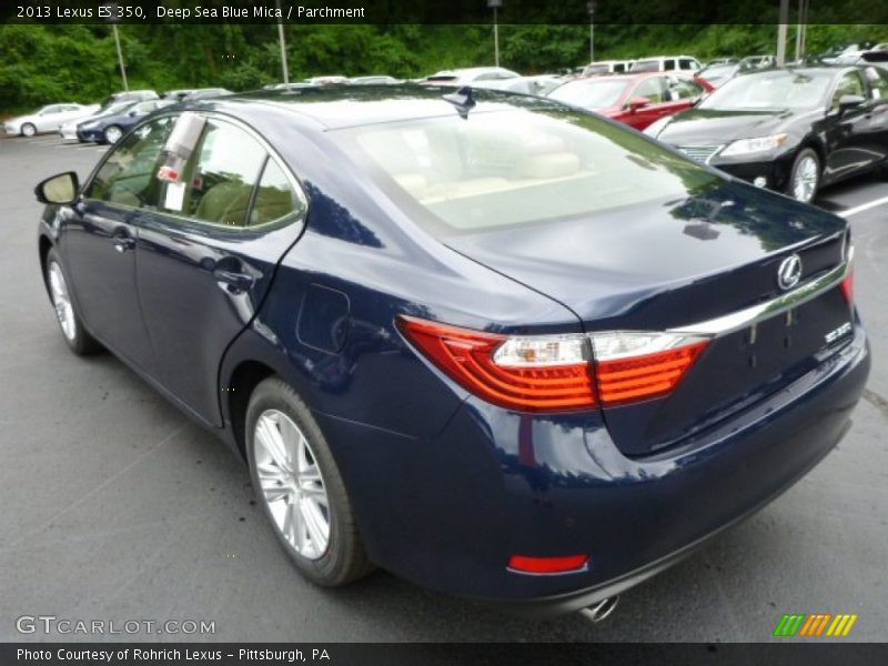 Deep Sea Blue Mica / Parchment 2013 Lexus ES 350