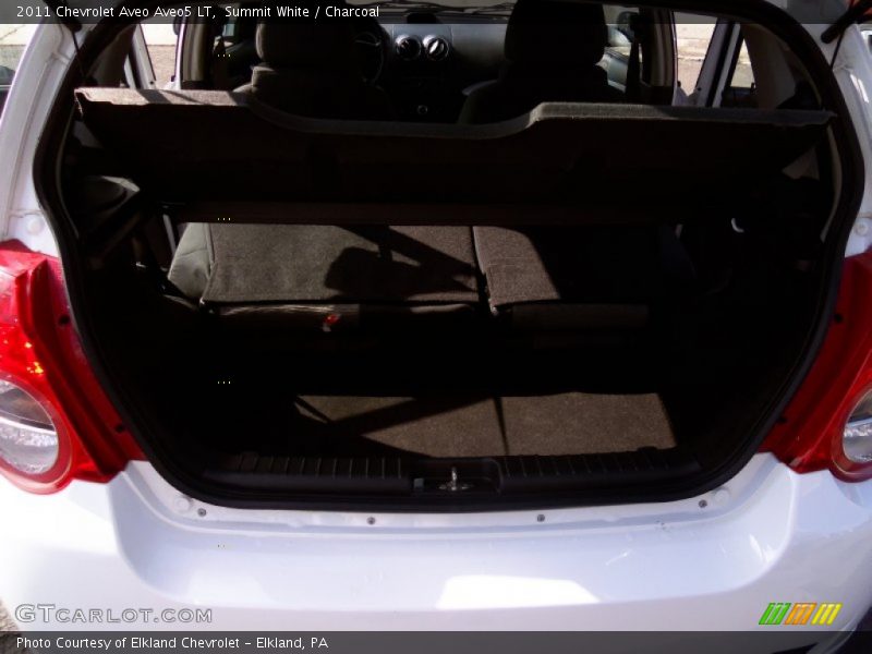 Summit White / Charcoal 2011 Chevrolet Aveo Aveo5 LT