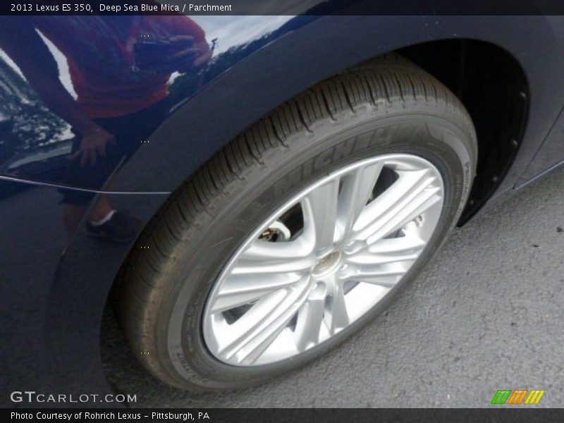 Deep Sea Blue Mica / Parchment 2013 Lexus ES 350