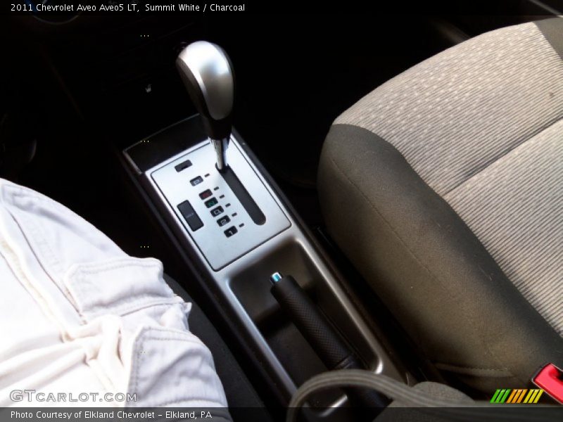 Summit White / Charcoal 2011 Chevrolet Aveo Aveo5 LT
