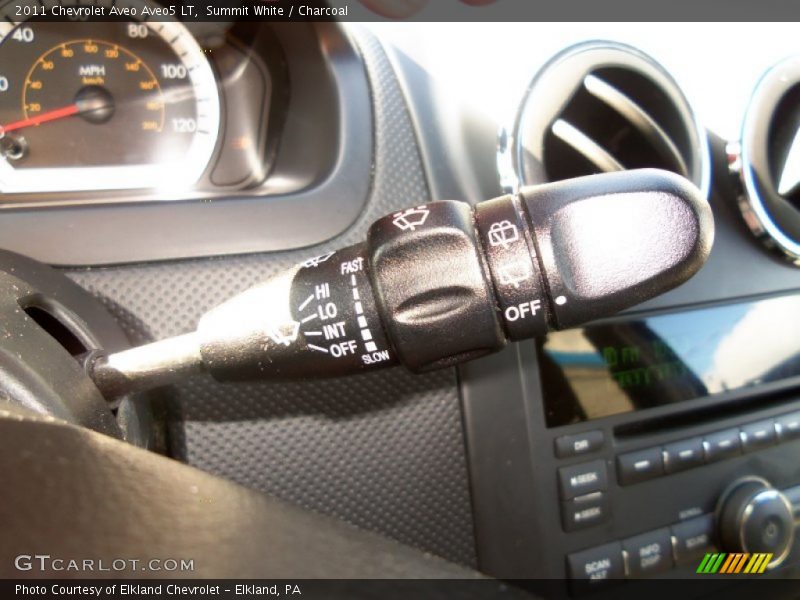 Summit White / Charcoal 2011 Chevrolet Aveo Aveo5 LT