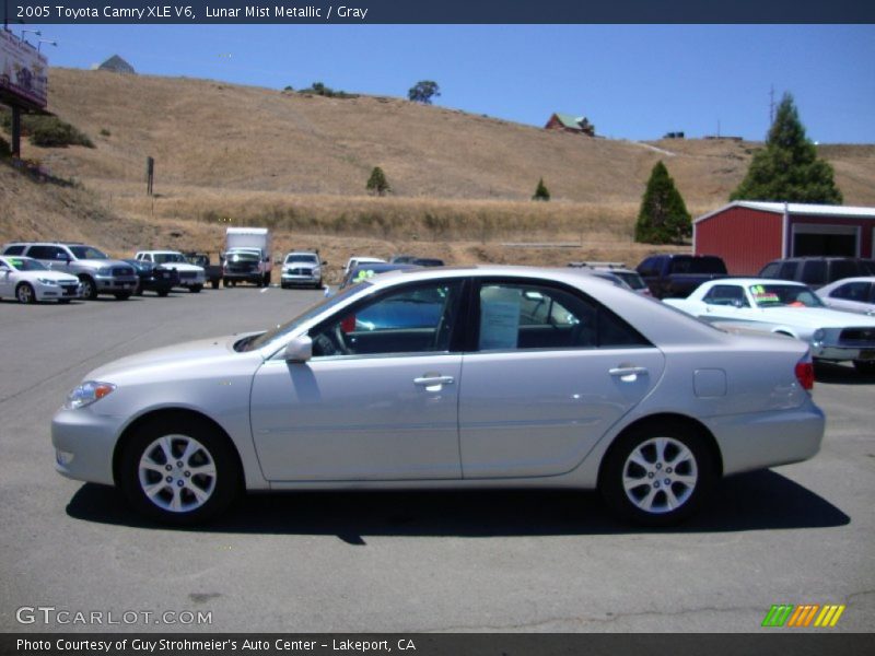Lunar Mist Metallic / Gray 2005 Toyota Camry XLE V6