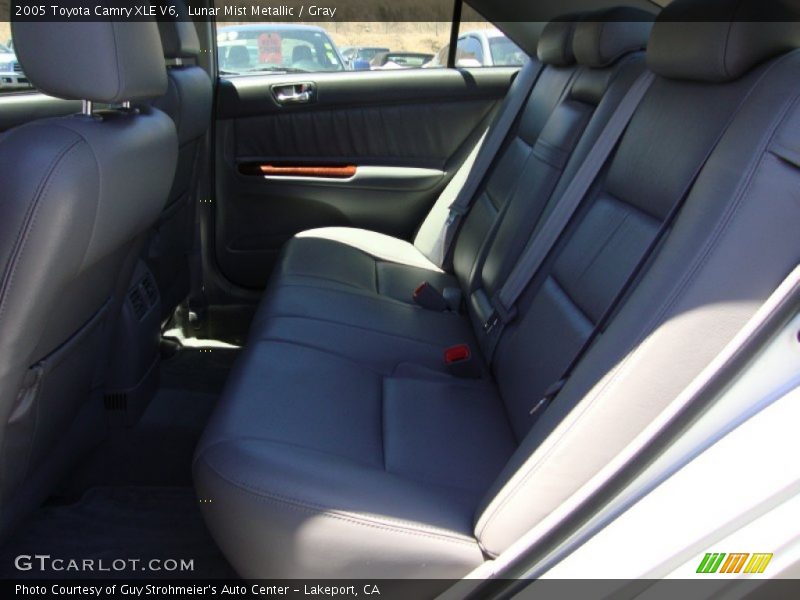 Lunar Mist Metallic / Gray 2005 Toyota Camry XLE V6