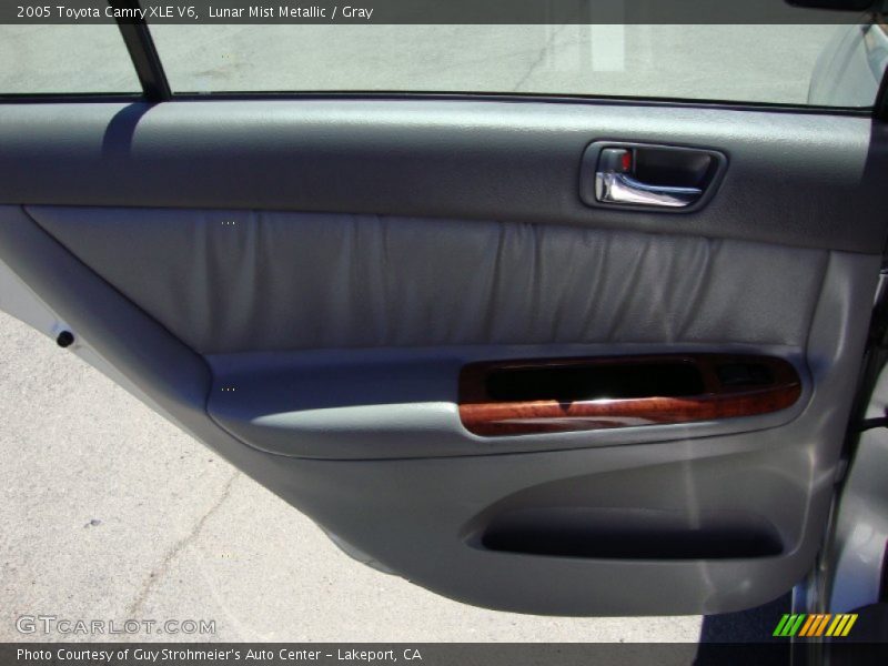 Lunar Mist Metallic / Gray 2005 Toyota Camry XLE V6