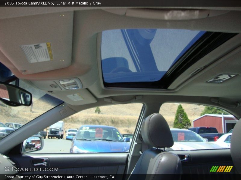 Lunar Mist Metallic / Gray 2005 Toyota Camry XLE V6