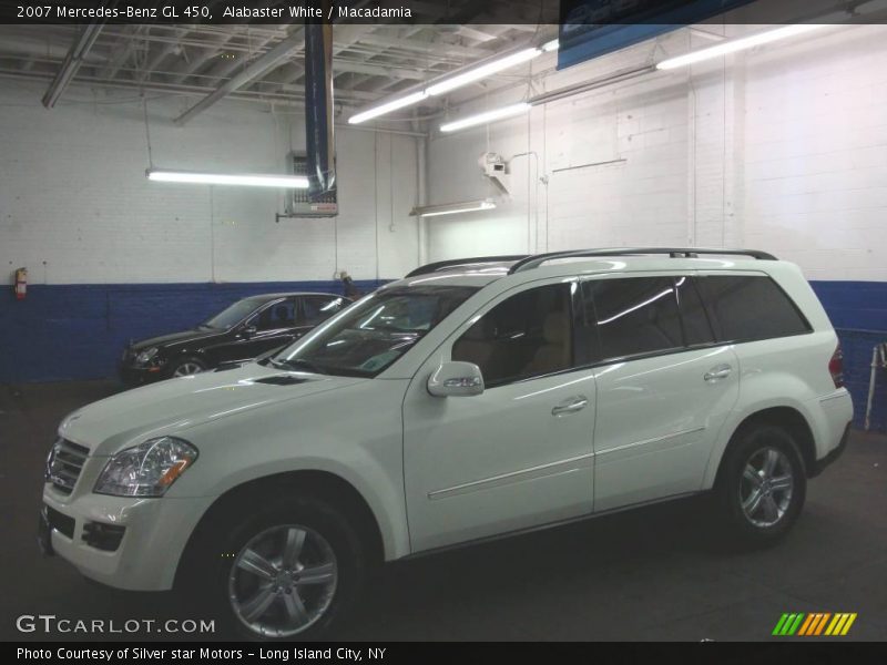 Alabaster White / Macadamia 2007 Mercedes-Benz GL 450