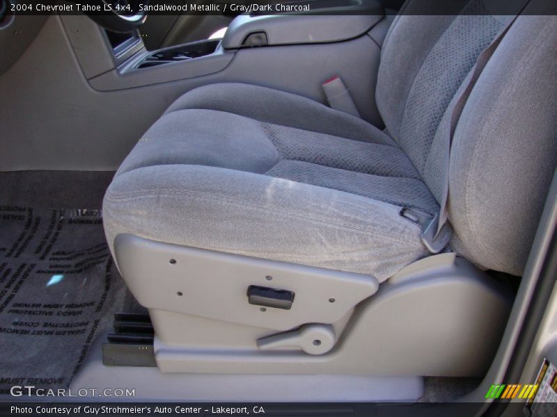 Sandalwood Metallic / Gray/Dark Charcoal 2004 Chevrolet Tahoe LS 4x4