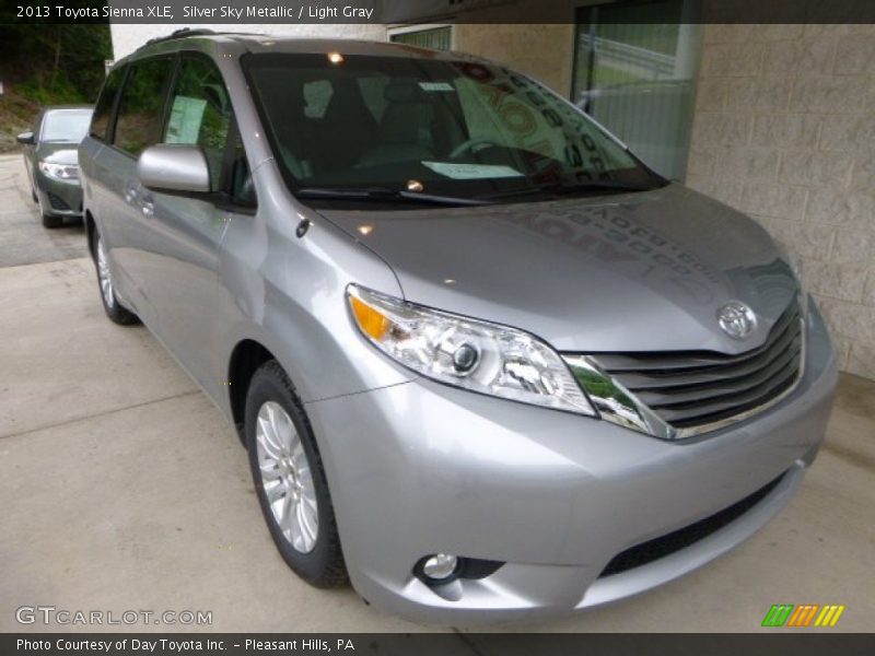 Silver Sky Metallic / Light Gray 2013 Toyota Sienna XLE