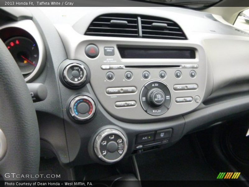 Taffeta White / Gray 2013 Honda Fit