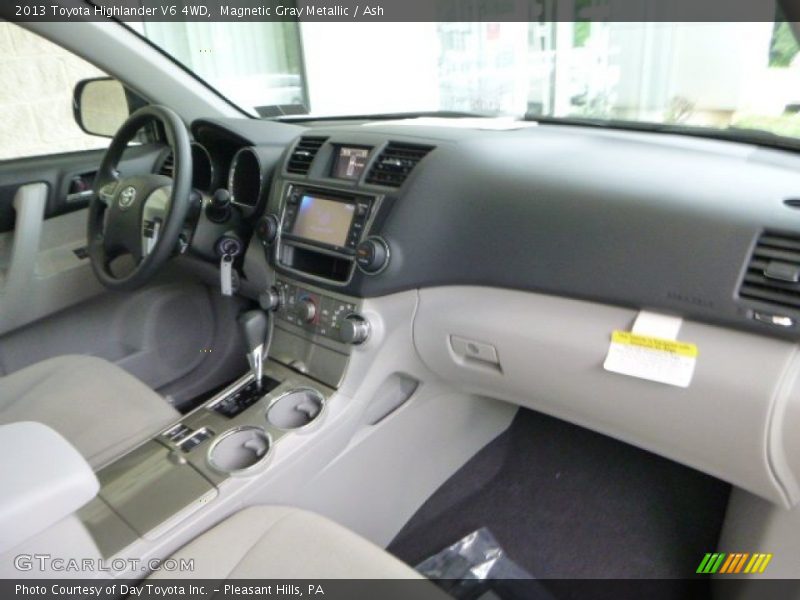 Magnetic Gray Metallic / Ash 2013 Toyota Highlander V6 4WD
