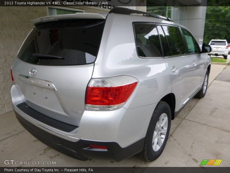 Classic Silver Metallic / Ash 2013 Toyota Highlander V6 4WD