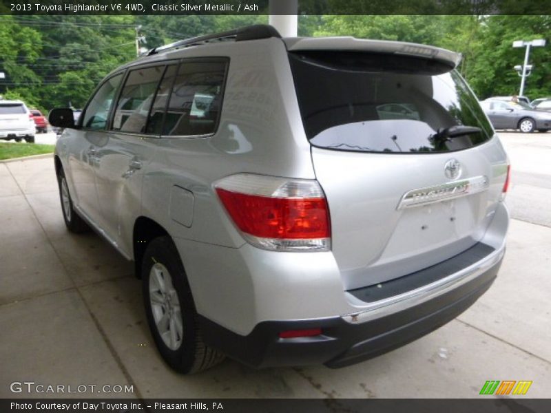 Classic Silver Metallic / Ash 2013 Toyota Highlander V6 4WD