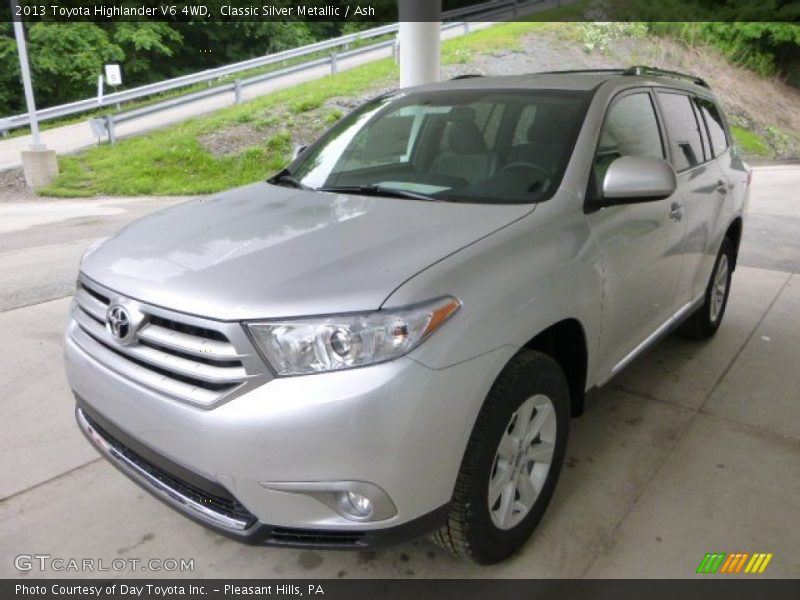 Classic Silver Metallic / Ash 2013 Toyota Highlander V6 4WD
