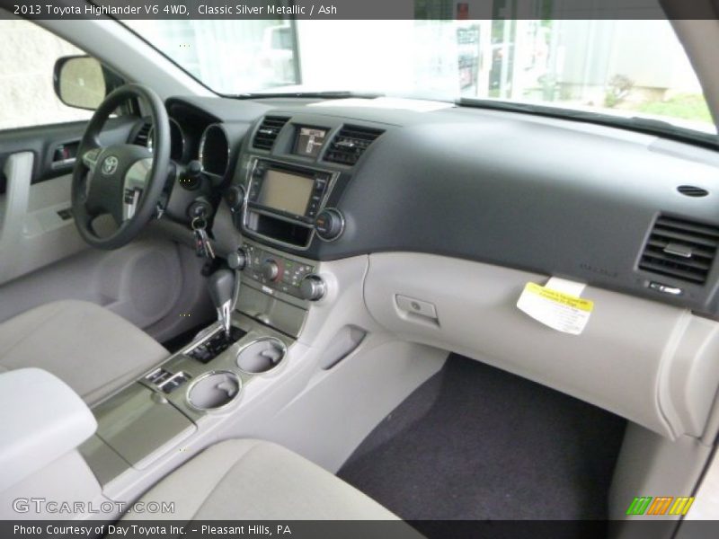 Classic Silver Metallic / Ash 2013 Toyota Highlander V6 4WD