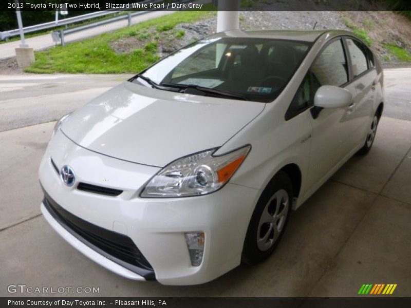 Blizzard White Pearl / Dark Gray 2013 Toyota Prius Two Hybrid