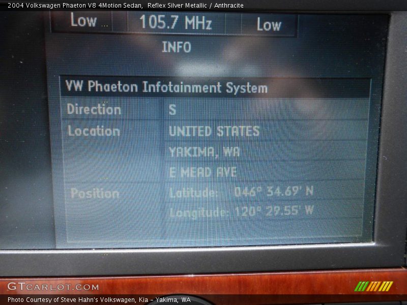 Reflex Silver Metallic / Anthracite 2004 Volkswagen Phaeton V8 4Motion Sedan