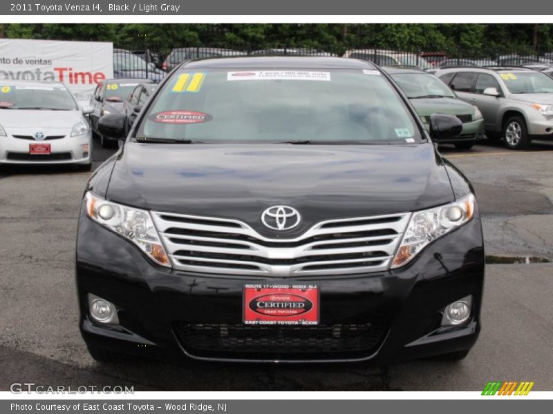 Black / Light Gray 2011 Toyota Venza I4