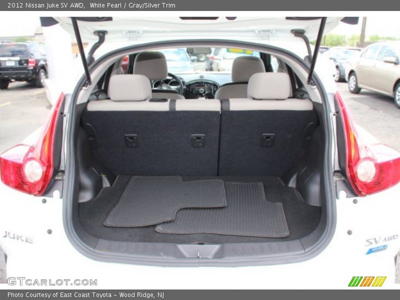 White Pearl / Gray/Silver Trim 2012 Nissan Juke SV AWD